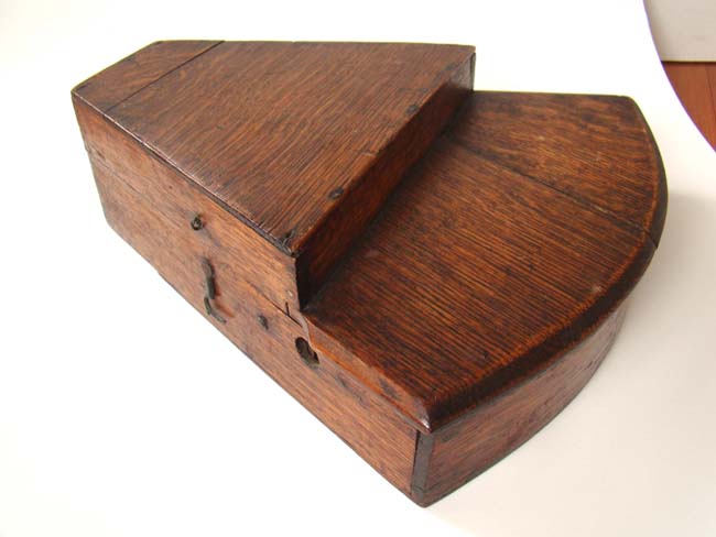 An early 19th century ebony framed sextant by Thomas Jones of London — image 4